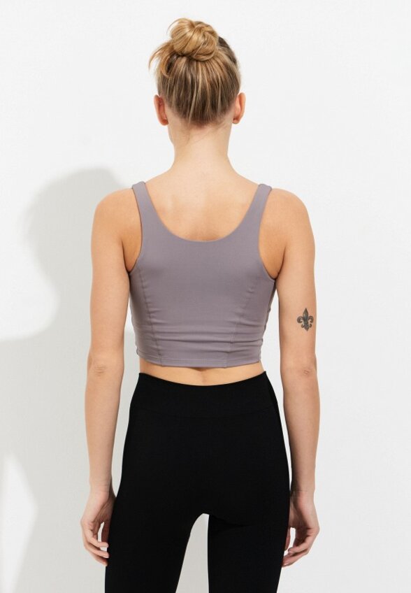 Топ спортивный Nativos