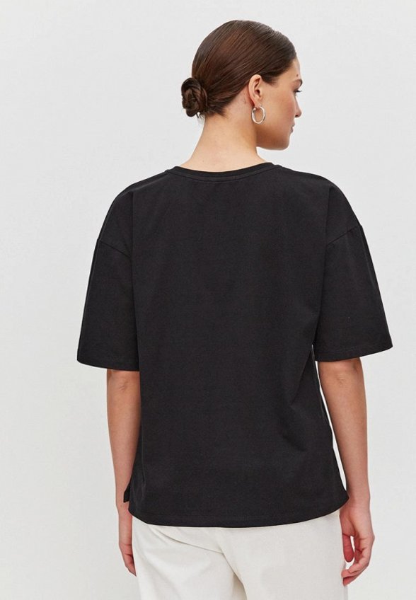 Футболка 4forms