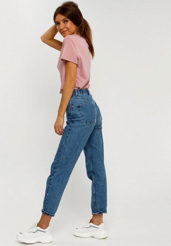 Футболка Апрель