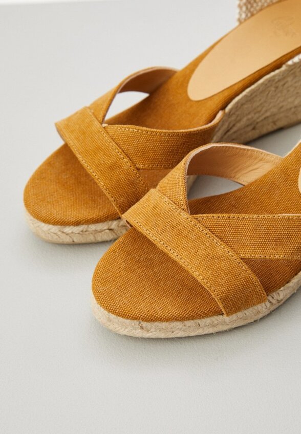 Босоножки Castaner