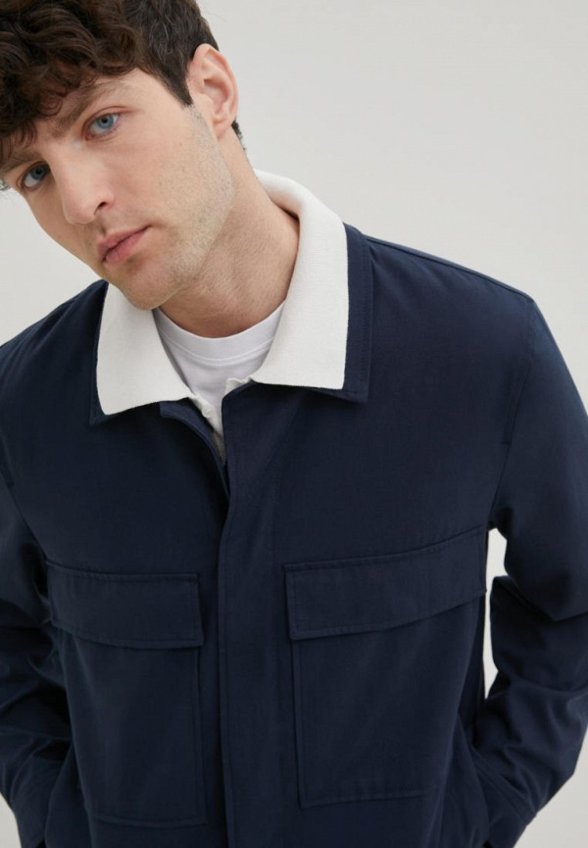 Ветровка Finn Flare