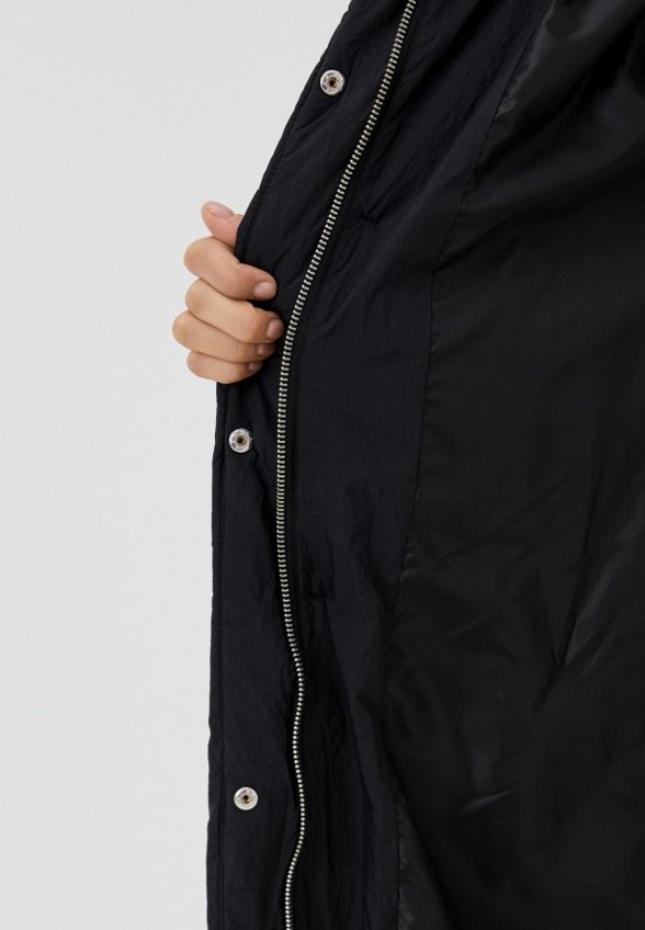 Пуховик Colin's