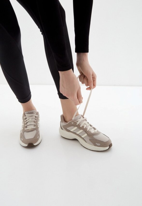 Кроссовки adidas