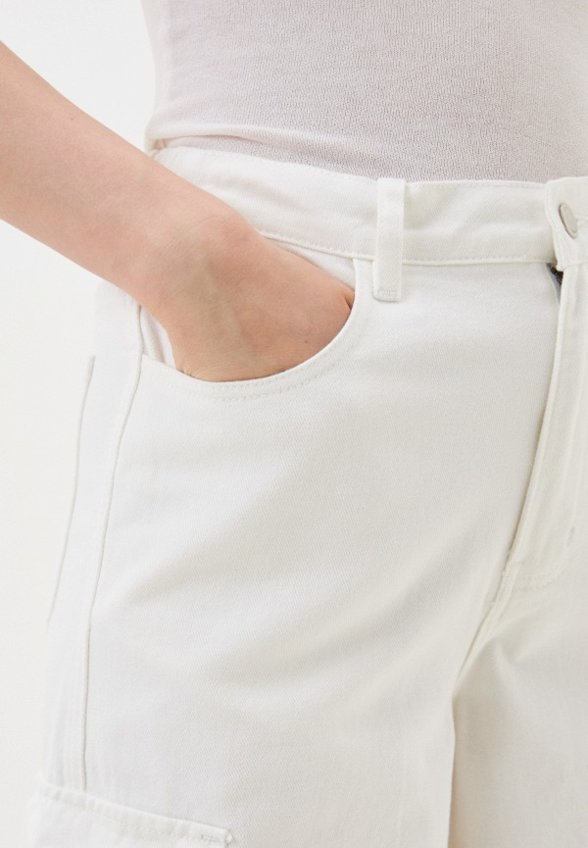 Джинсы Belucci