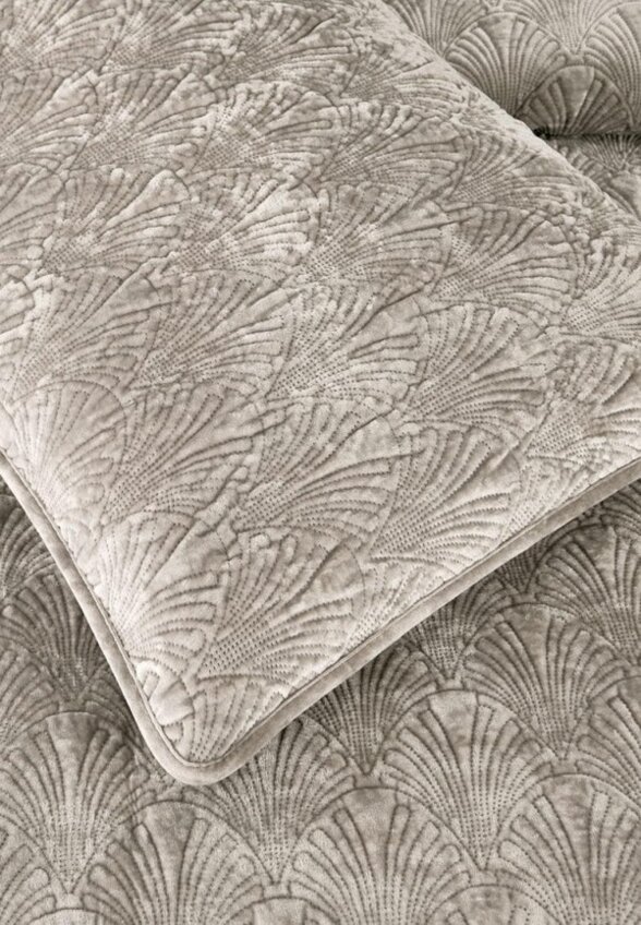 Комплект с покрывалом Sofi De Marko