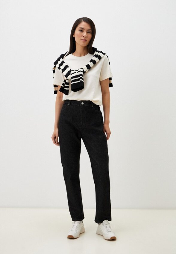 Джинсы Lacoste