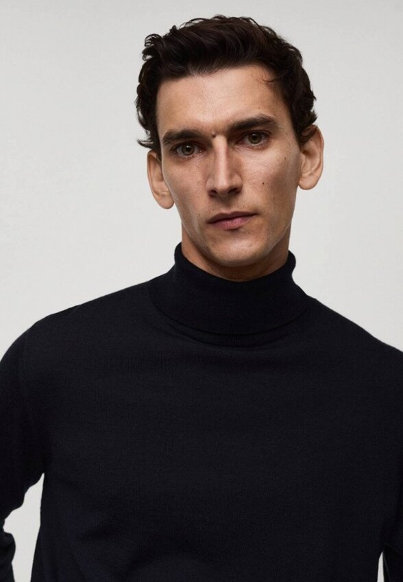 Водолазка Mango Man