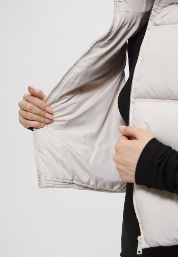 Жилет утепленный Befree