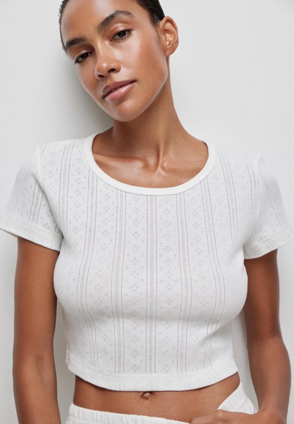 Футболка belle you