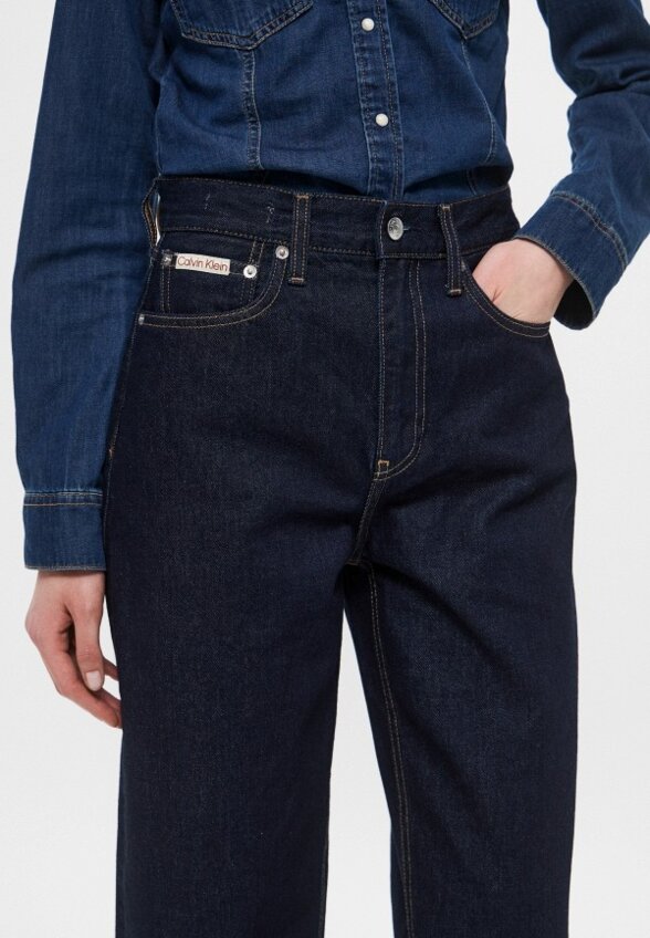 Джинсы Calvin Klein Jeans