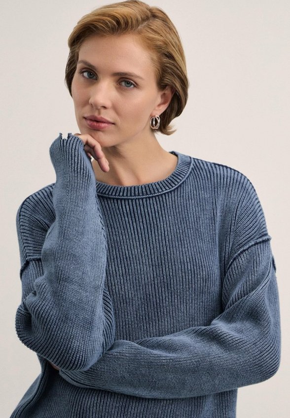 Джемпер Zarina