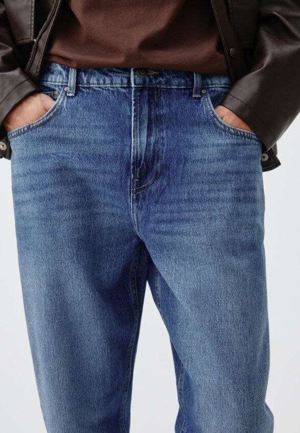 Джинсы STRAIGHT FIT со средней посадкой