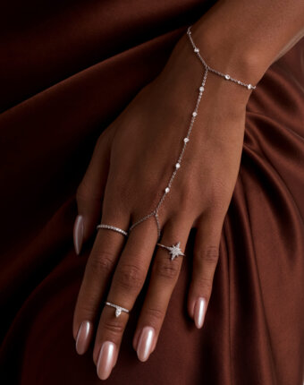 Серебряный слейв-браслет с фианитами MIE женщинам