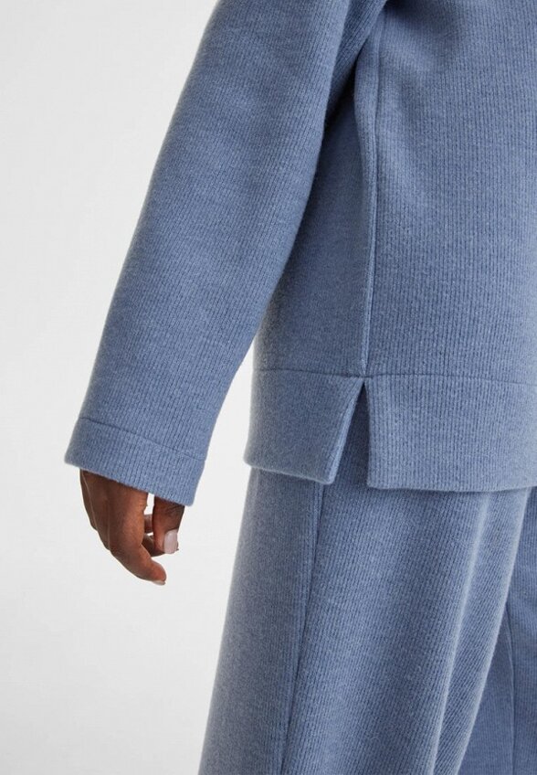 Костюм Barmariska