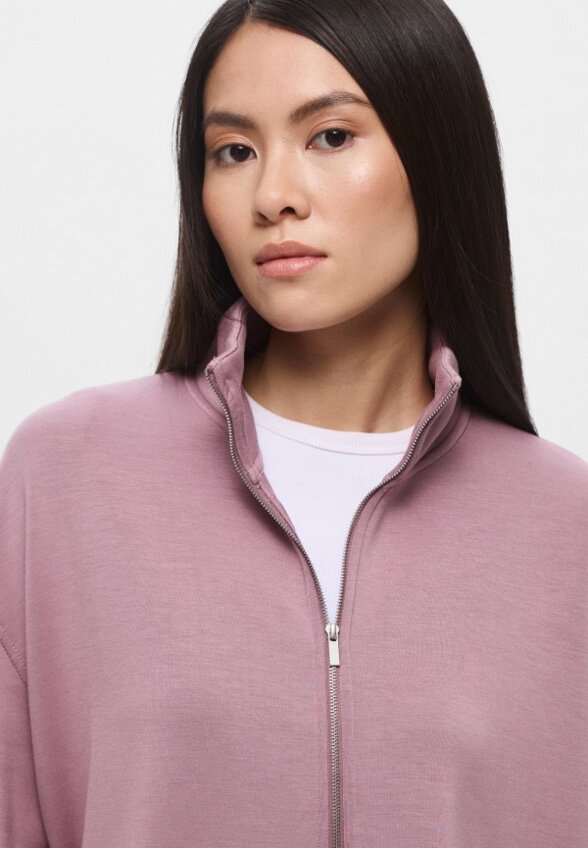 Олимпийка Befree