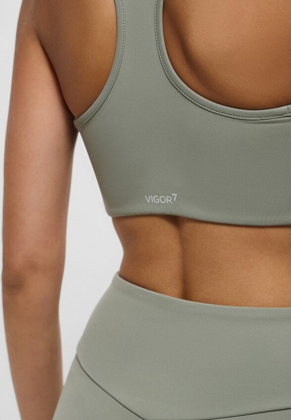 Топ спортивный EA7