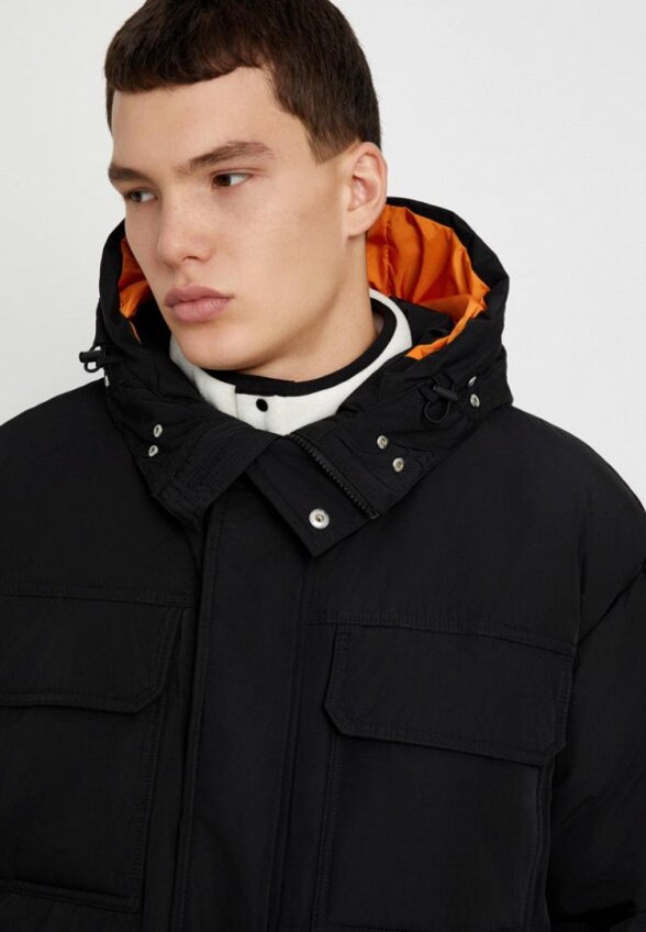 Пуховик Finn Flare