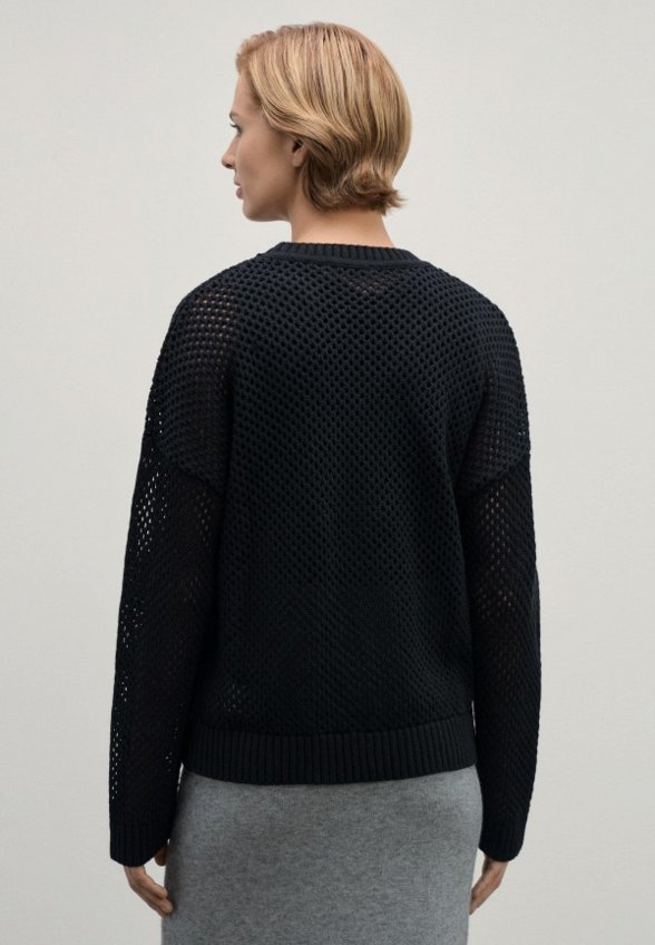 Джемпер Zarina