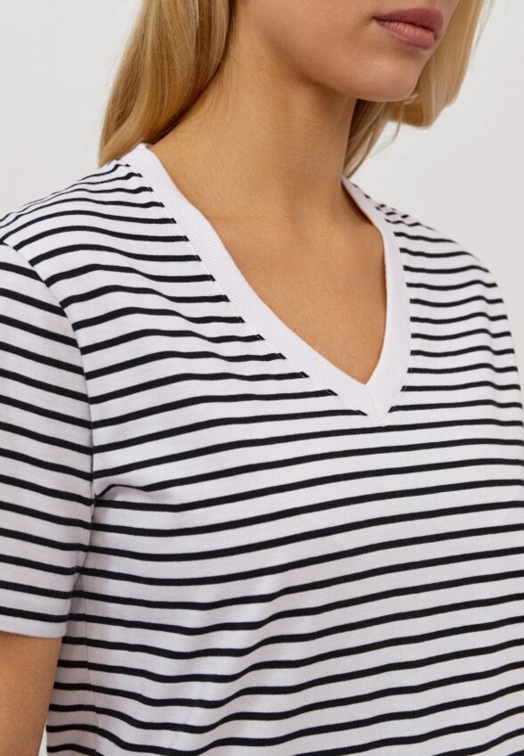 Футболка Modis