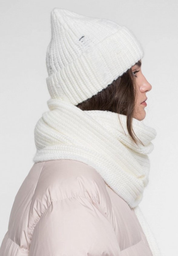 Шапка Marmalato