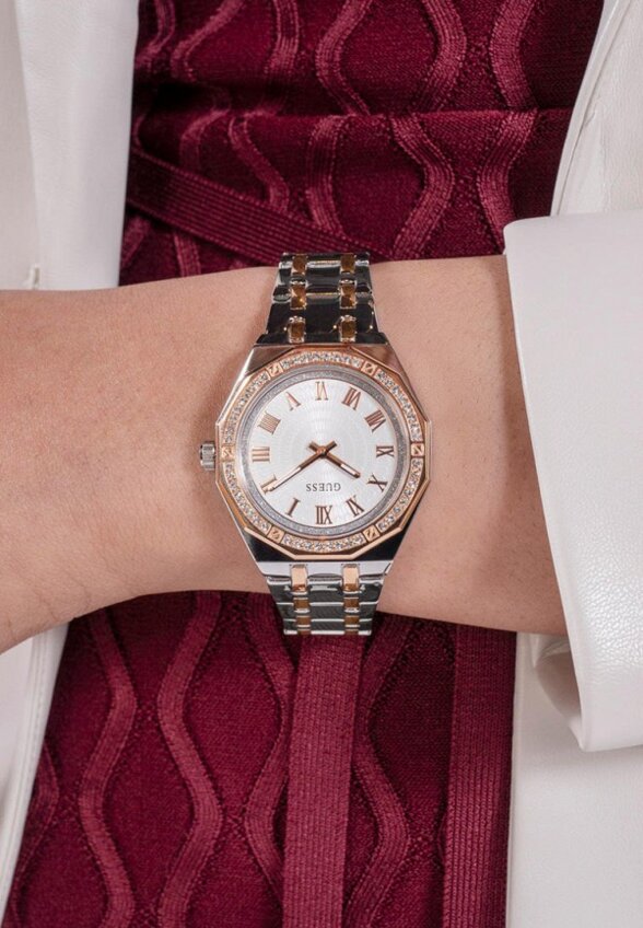 Часы Guess