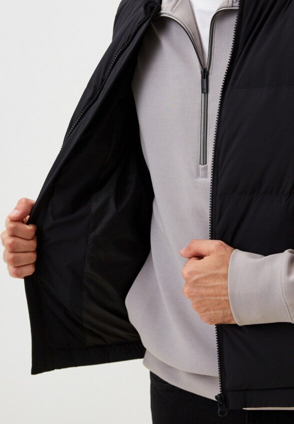 Жилет утепленный United Colors of Benetton