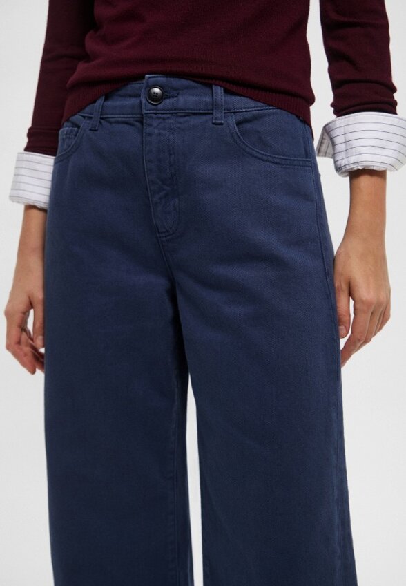 Джинсы Emporio Armani