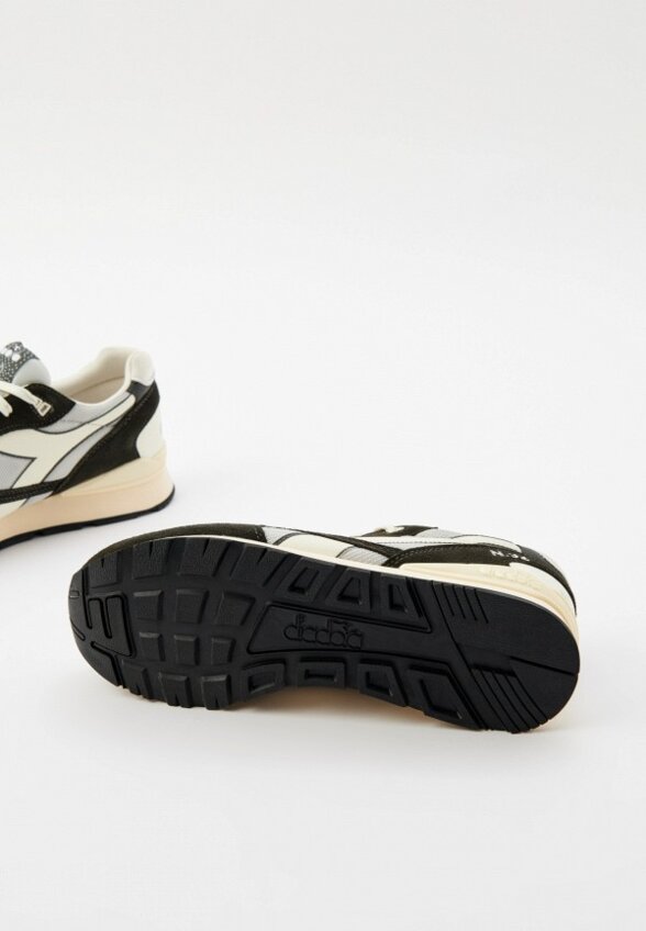Кроссовки Diadora
