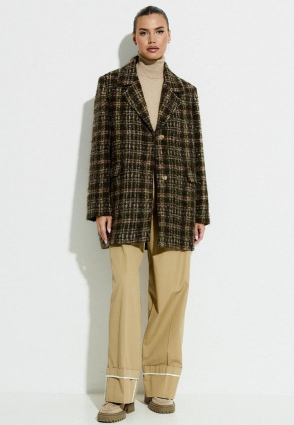 Пальто-пиджак Rozhkova