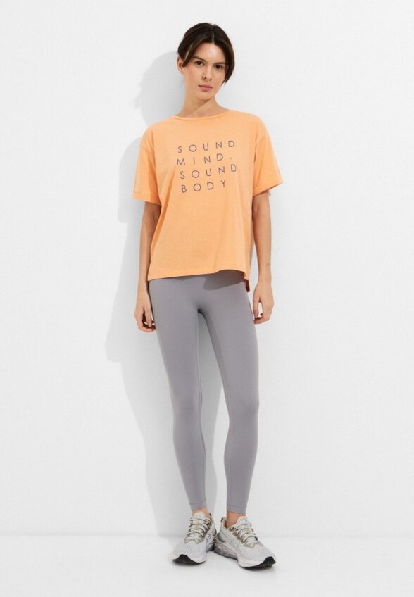 Футболка ASICS