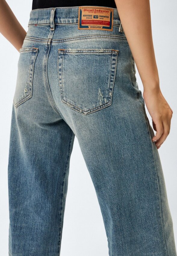 Джинсы Diesel