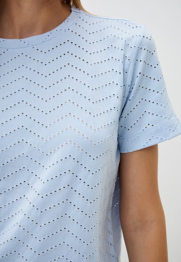 Футболка Colin's