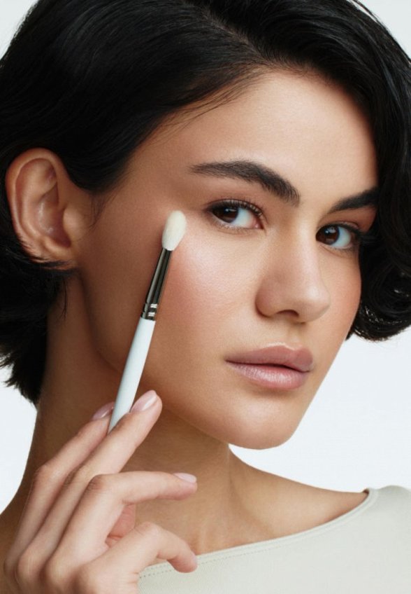 Кисть для глаз Shik