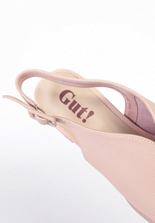 Босоножки Gut