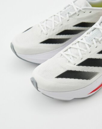 Кроссовки adidas мужчинам