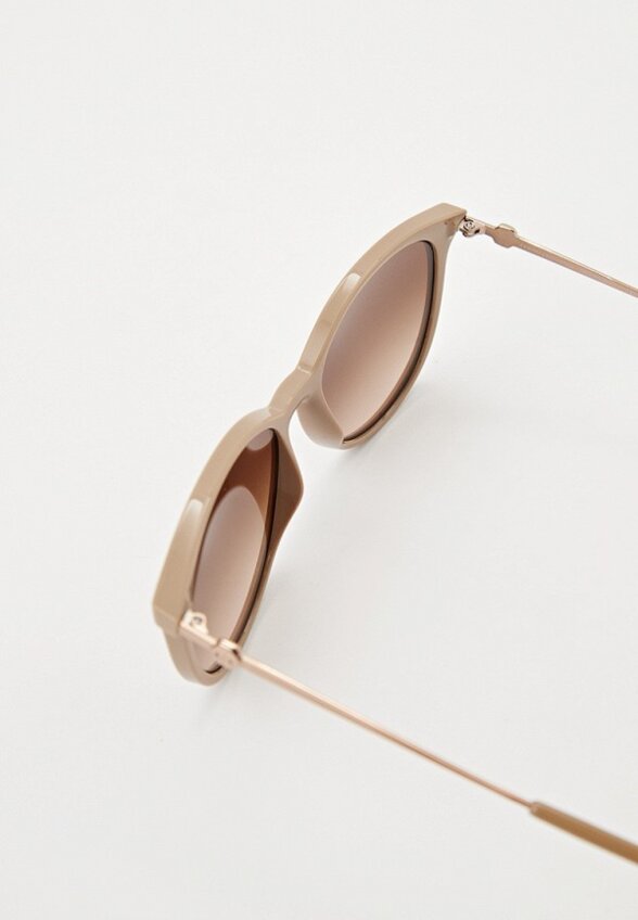 Очки солнцезащитные Armani Exchange