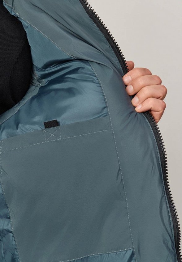 Жилет утепленный Baon