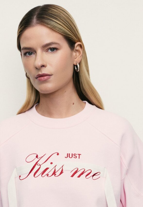 Свитшот Zarina