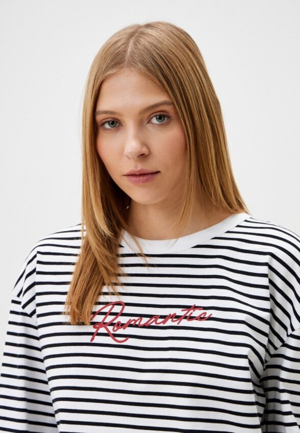 Лонгслив Mark Formelle