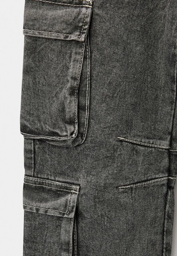 Джинсы Terranova