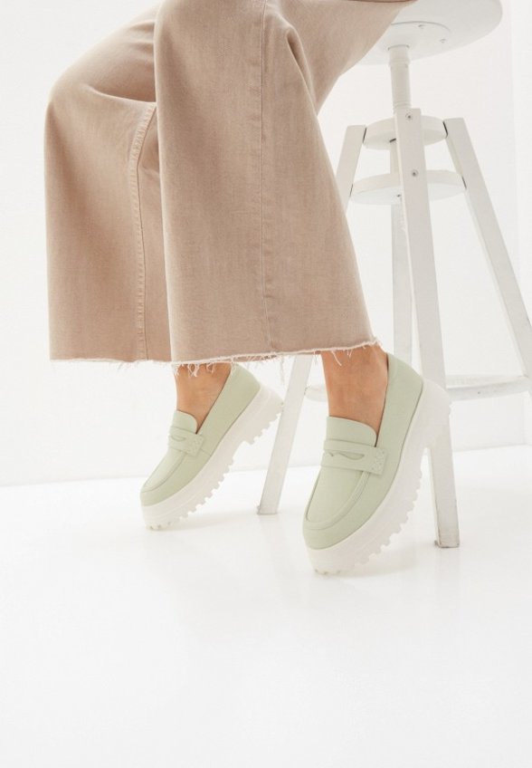 Лоферы Abricot