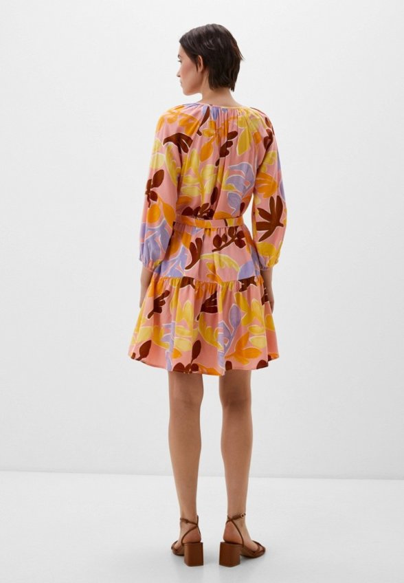 Платье b.young