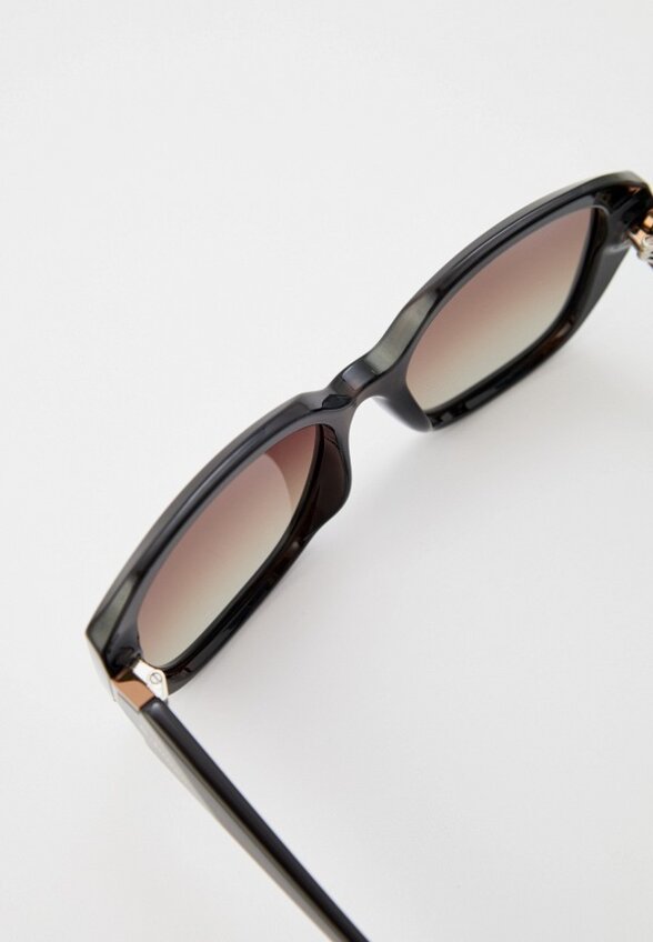 Очки солнцезащитные Katrin Jones