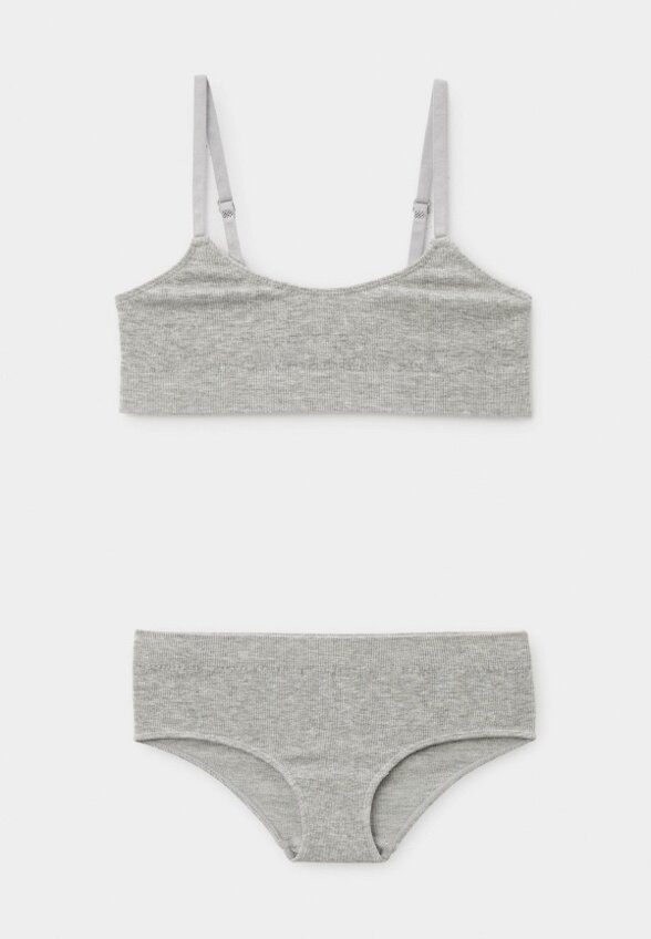 Бюстгальтер и трусы Sela