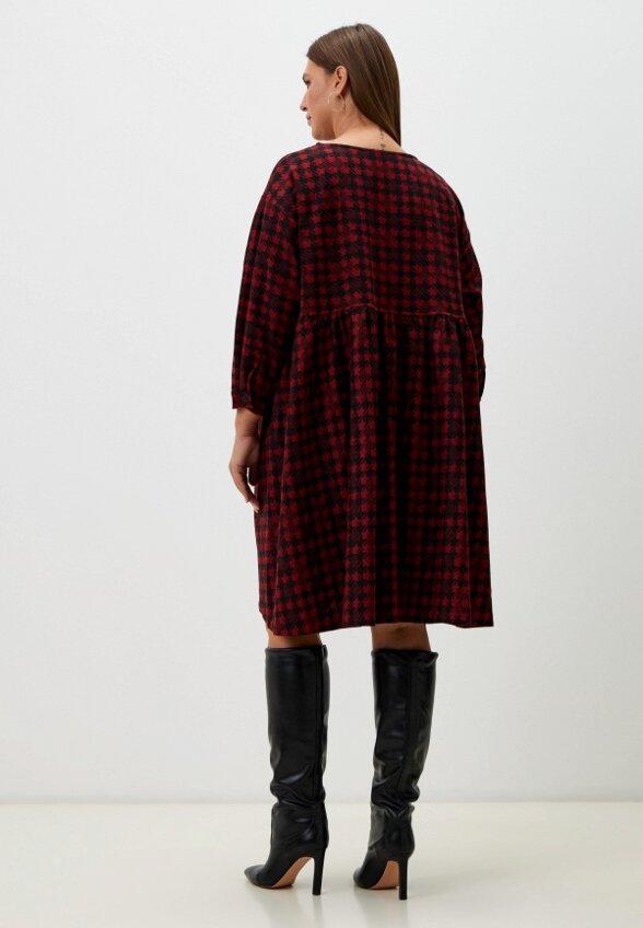 Платье MadaM T