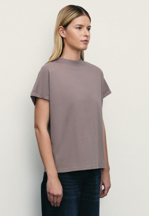 Футболка Zarina