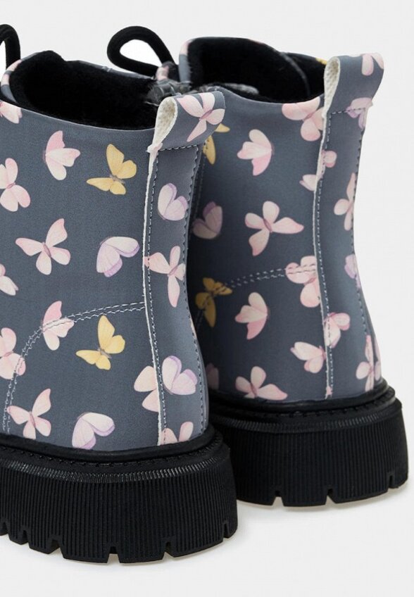 Ботинки Tikkago