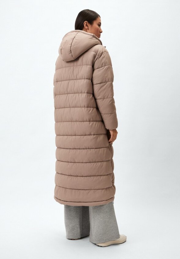 Пуховик Guess