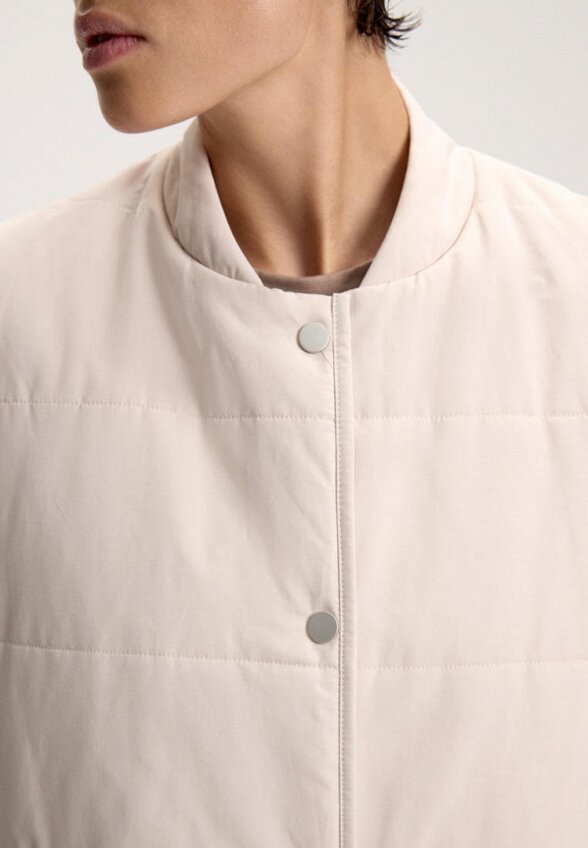 Жилет утепленный Nice One