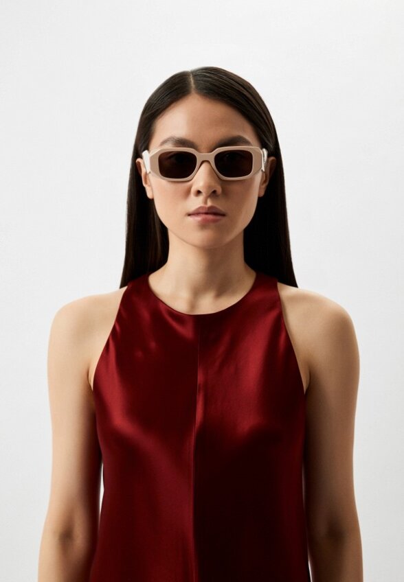 Очки солнцезащитные Prada